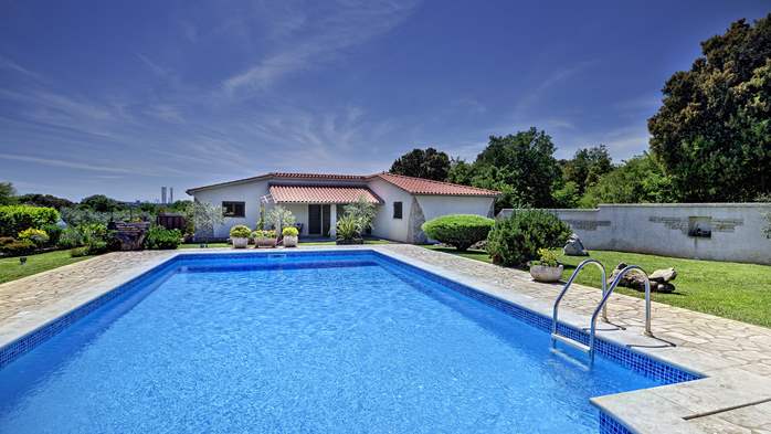 Casa moderna a Pula offre una vacanza indimenticabile con piscina, 6