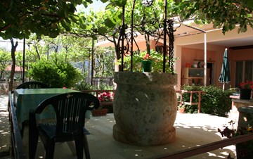 Unterkunft in Privathaus in Pula mit eingezäuntem Garten