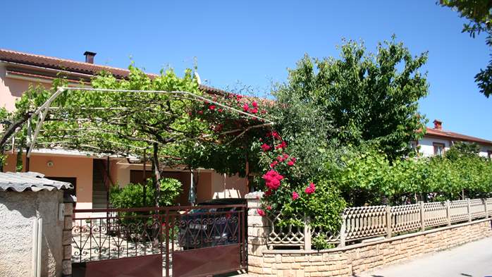 Accommodation in private house in Pula with fenced garden, 12