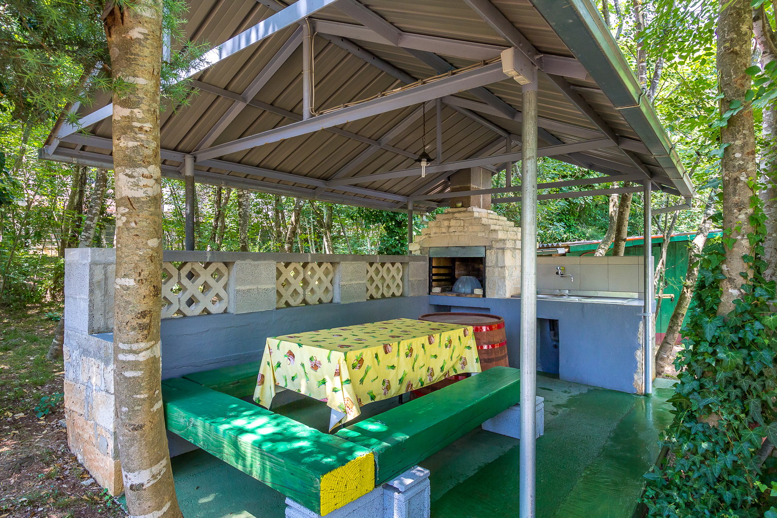 Casa vacanza con terrazza, barbecue e parco giochi per bambini