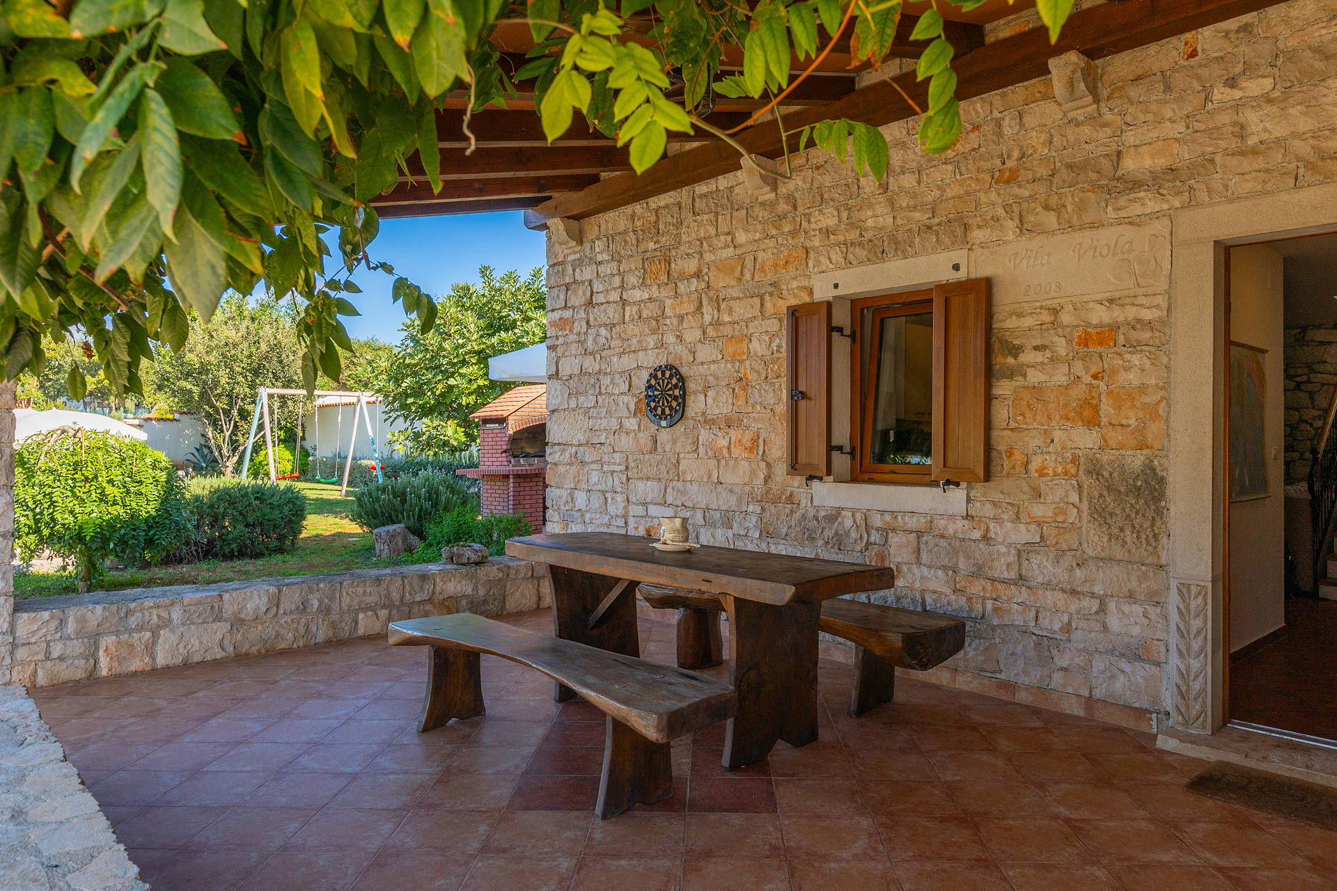 Villa mit Pool, im traditionellen istrischen Stil eingerichtet