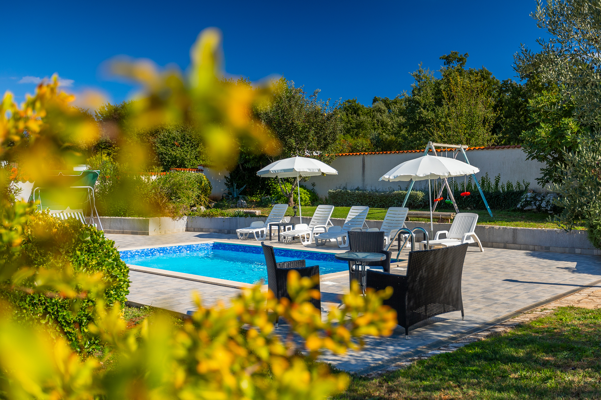 Villa mit Pool, im traditionellen istrischen Stil eingerichtet