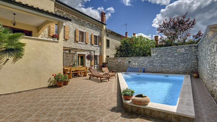 Villa con piscina riscaldata con idromassaggio,vicino a Savicenti, 4