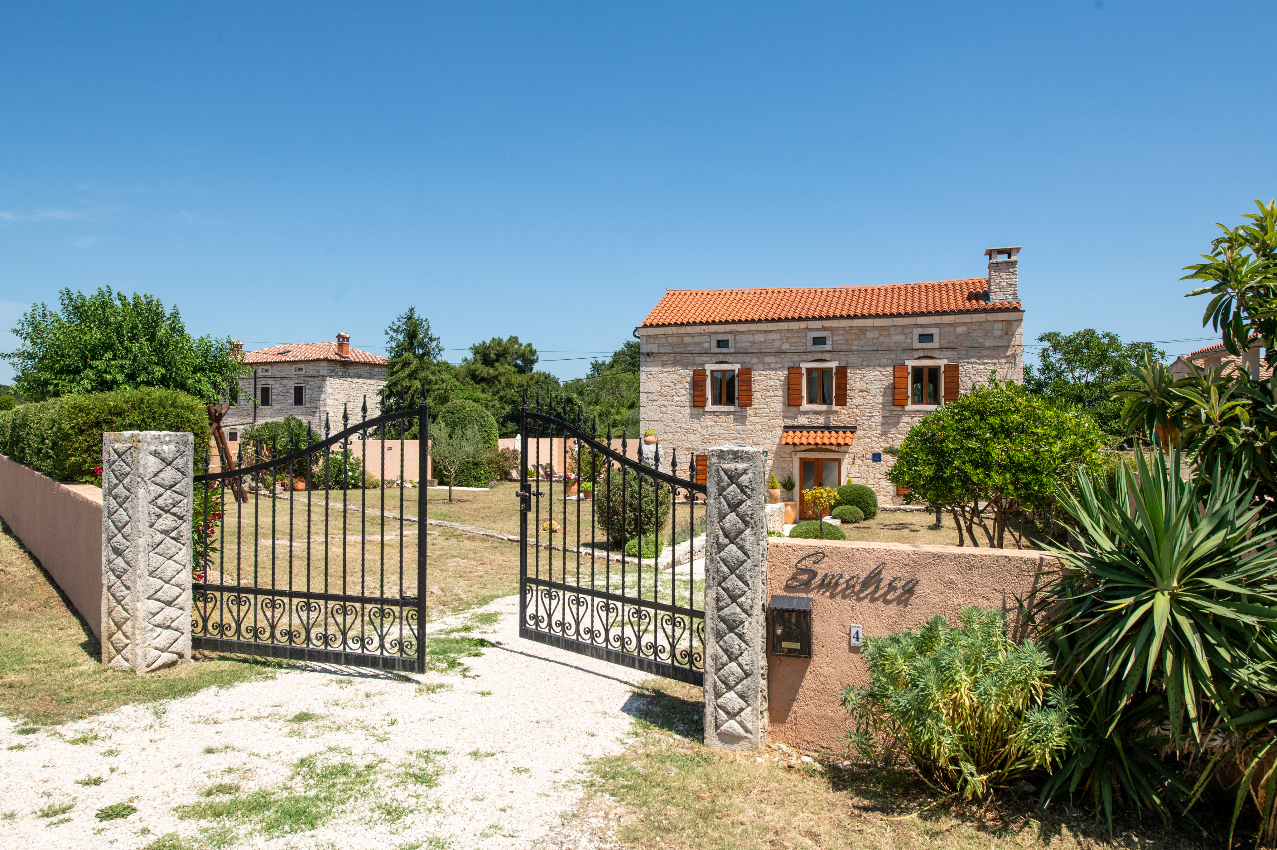 Istrische Villa mit Privater Pool, Kinderspielplatz und Grill