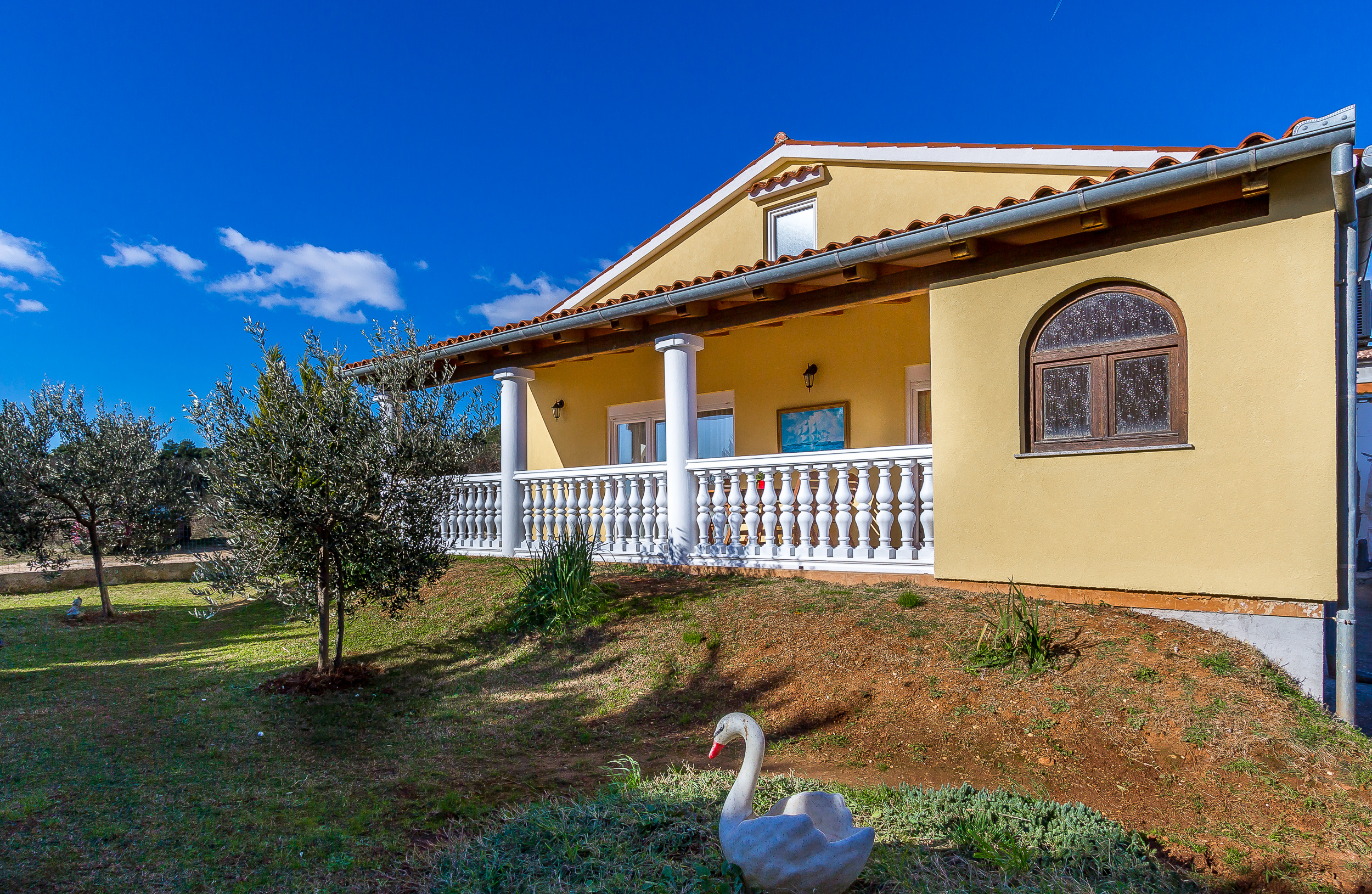 Casa vacanze a Ližnjan con interni spaziosi e ben arredati