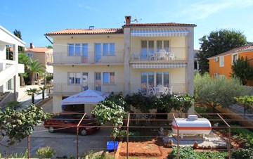Nice house near the sea offers comfortable accommodation