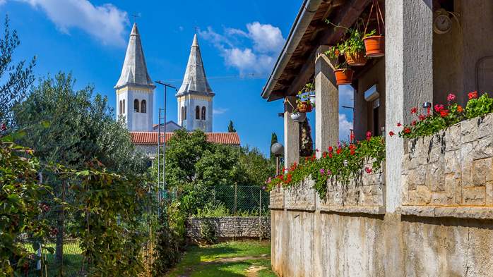 Privathaus mit Dachgeschosswohnung im Zentrum von Medulin!, 12