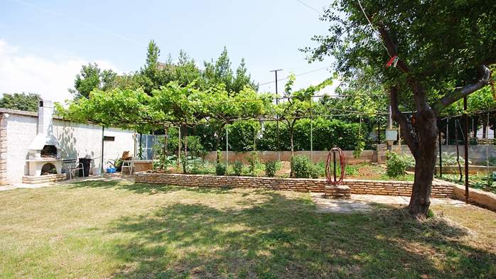 Familienhaus in Medulin, bietet Unterkunft in der Nähe des Hafens, 17