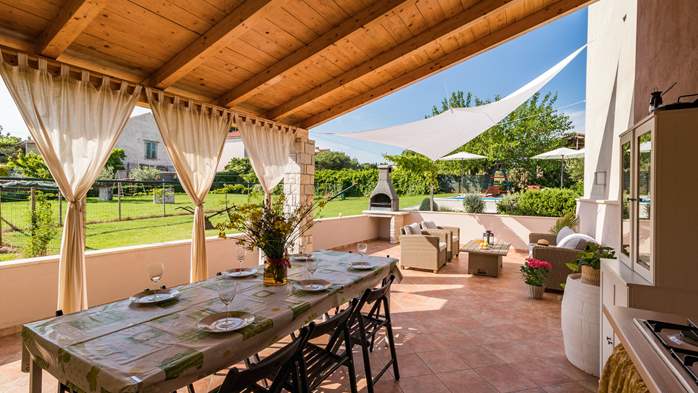 Attractive villa with private pool and sun terrace in Pula, 7