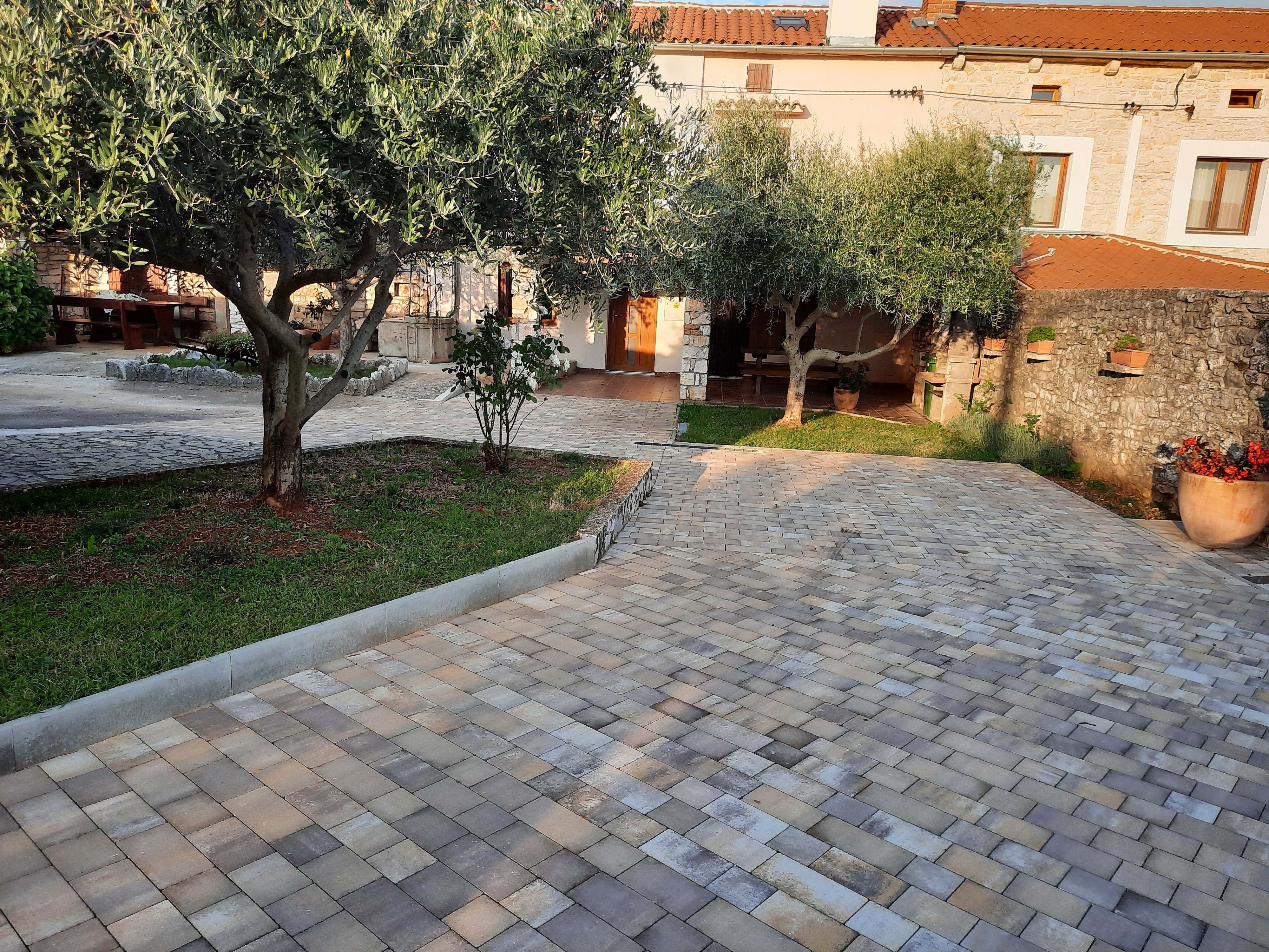 Renoviertes istrisches Haus  für 4 Personen auf drei Etagen