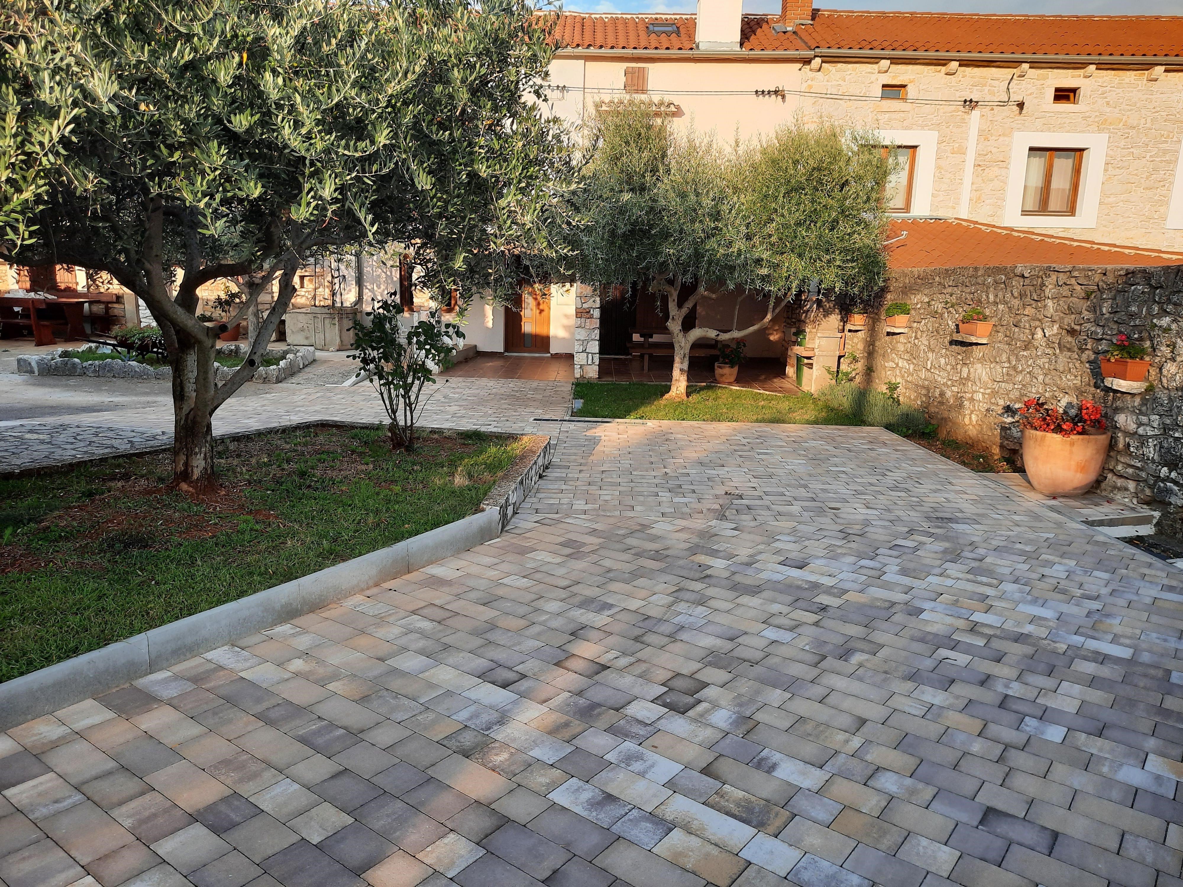 Renoviertes istrisches Haus  für 4 Personen auf drei Etagen