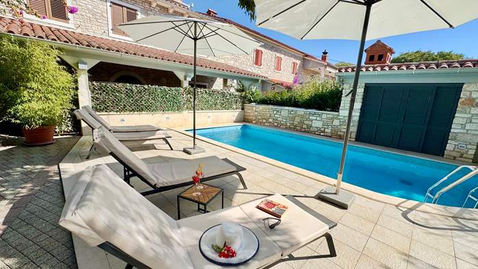 House in Krnica offers apartments for families with modern garden, 33