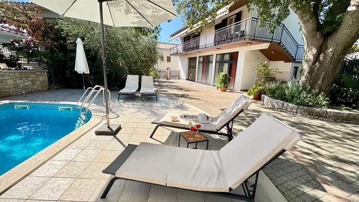 House in Krnica offers apartments for families with modern garden, 32