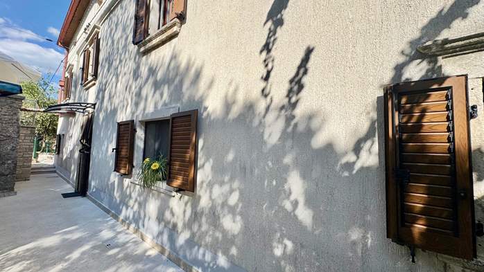 House in Krnica offers apartments for families with modern garden, 36