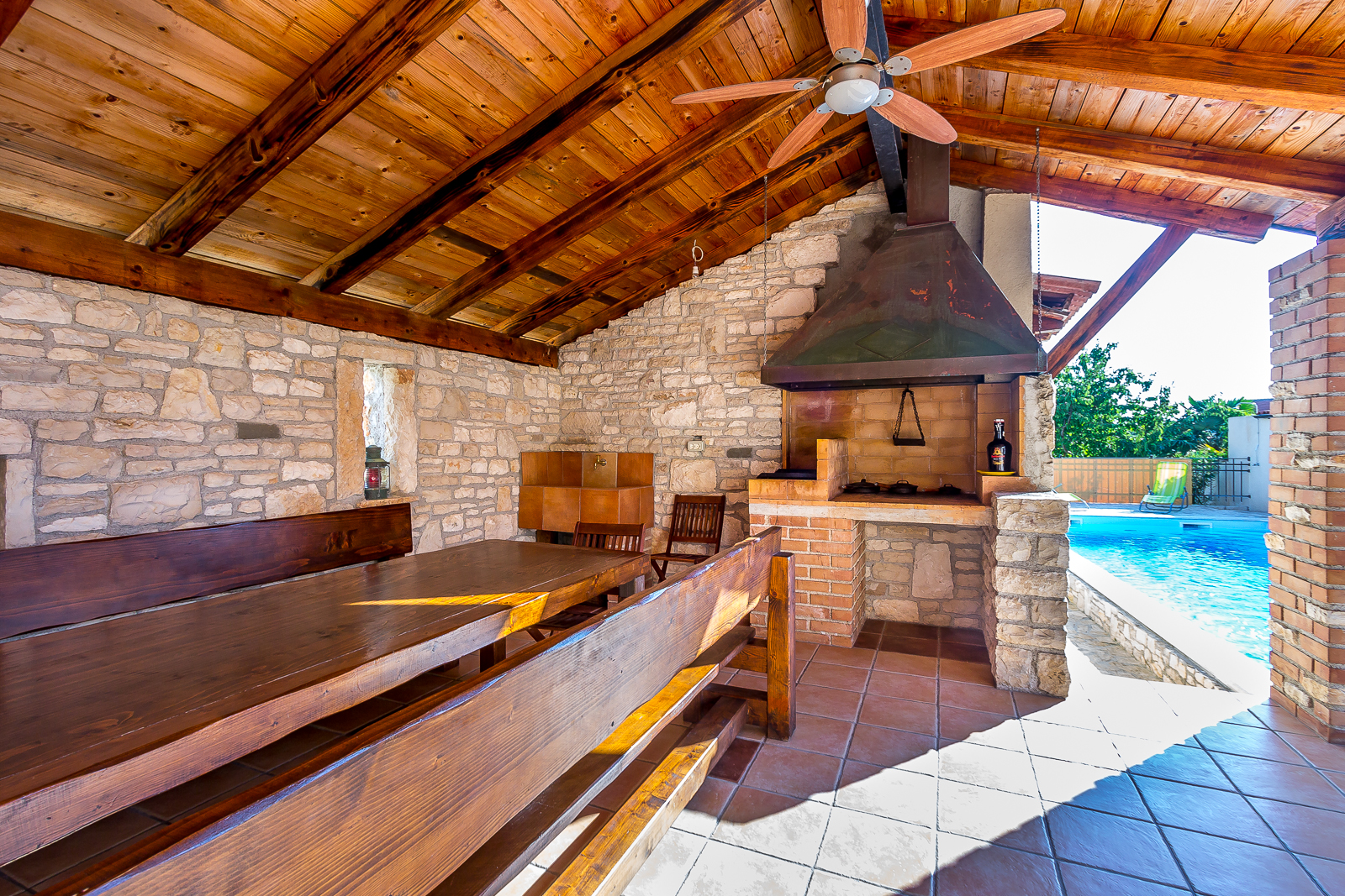 Villa with pool in the heart of Medulin, for 6 to 8 persons,Wi-Fi
