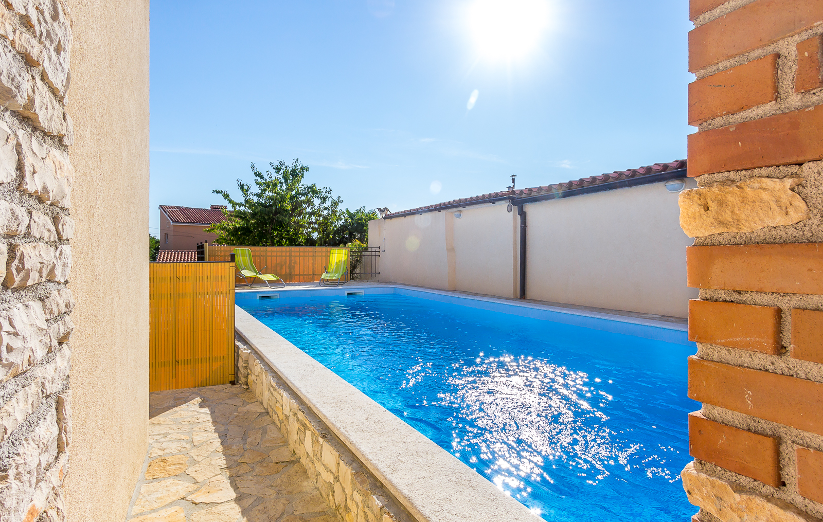 Villa with pool in the heart of Medulin, for 6 to 8 persons,Wi-Fi