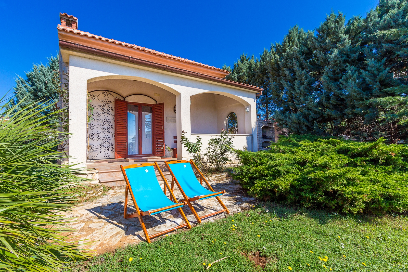 Schönes Haus in Medulin mit eingezäuntem Garten und Meerblick