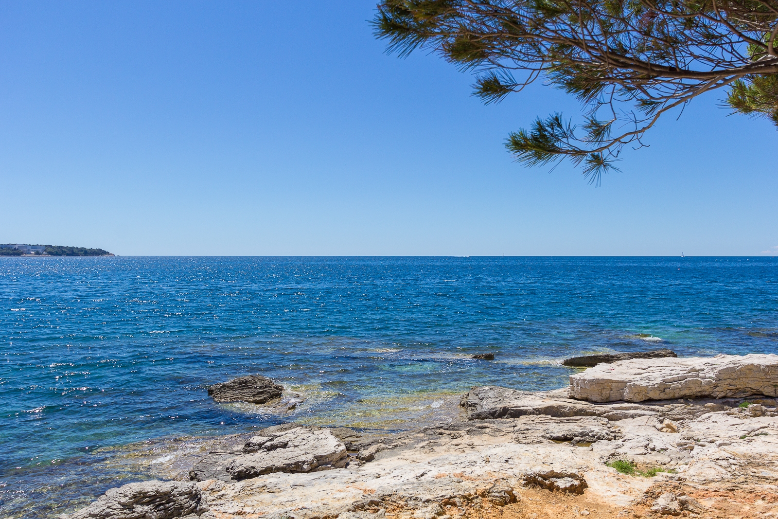 Casa a Pula offre alloggio in appartamenti a 30 m dal mare