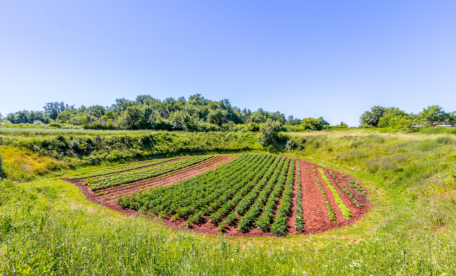 Dvojna kuća za 7 osoba sa zajedničkim vrtom i pristupom internetu