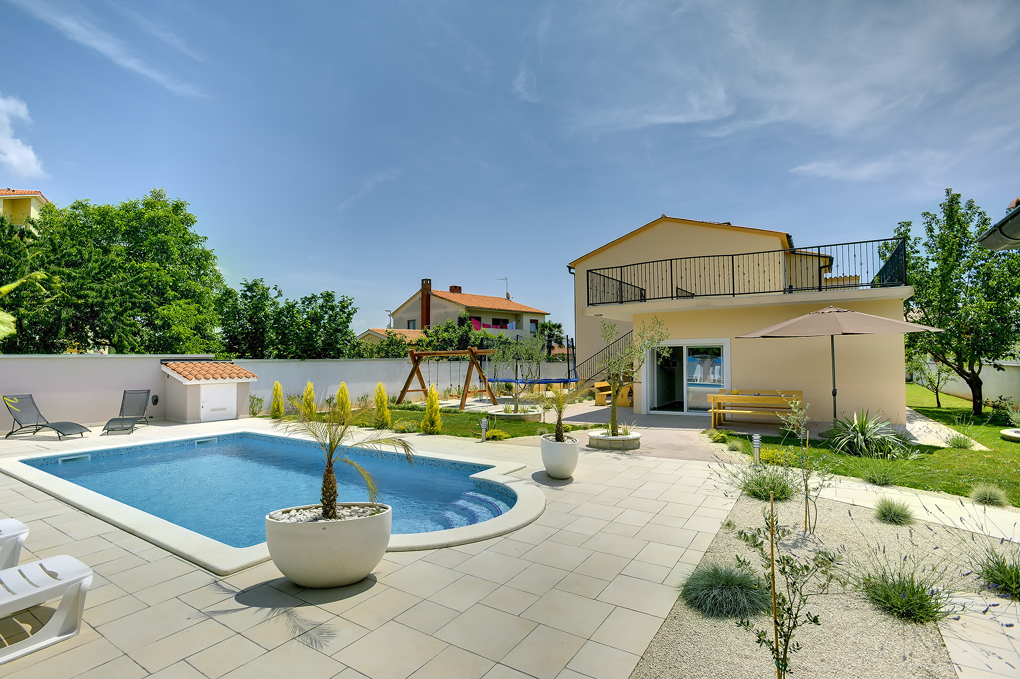 Modern villa in Medulin, with swimming pool, gym and Wi-Fi