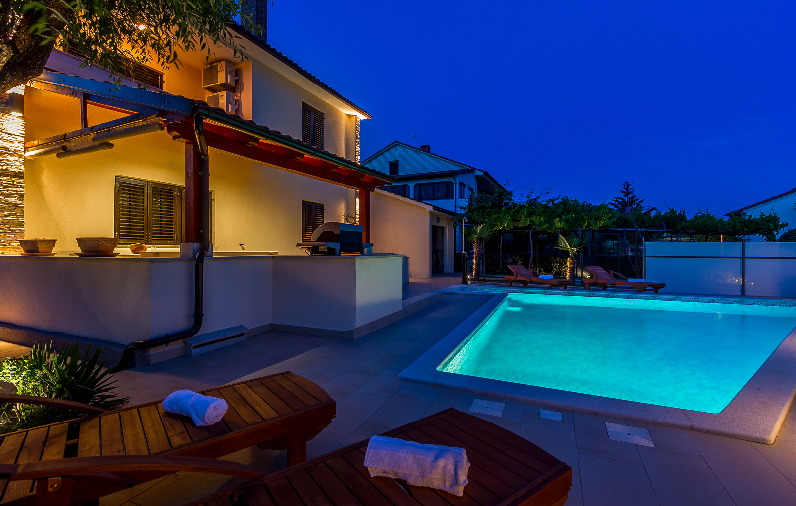 Family villa in Pula, with pool, parking, 3 bedrooms