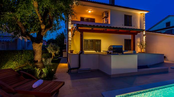 Family villa in Pula, with pool, parking, 3 bedrooms, 3