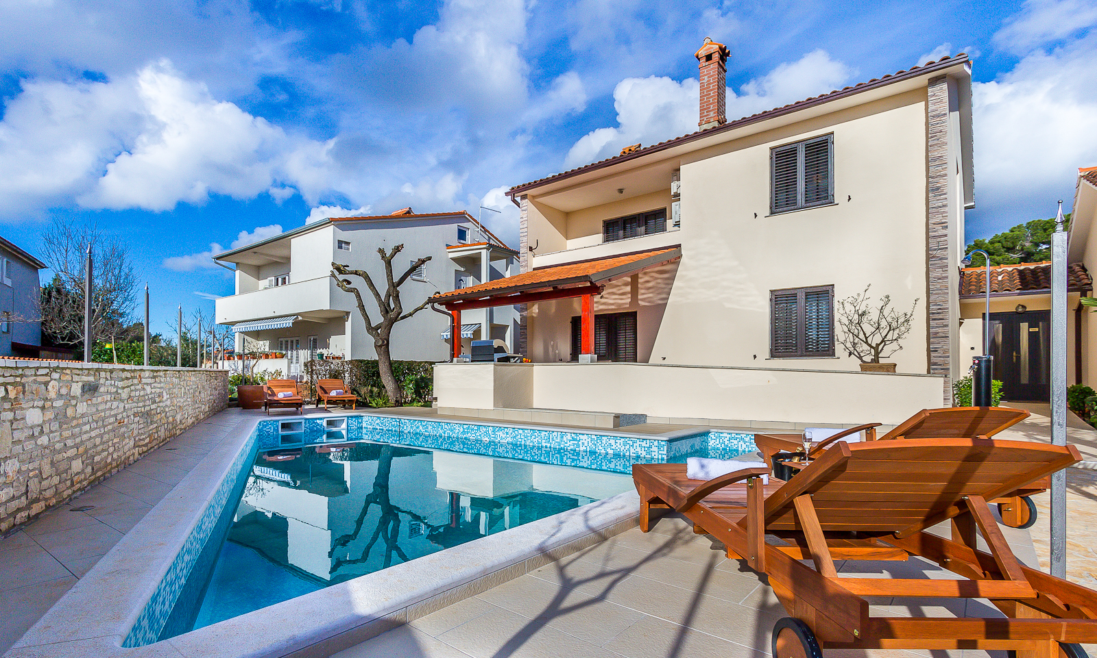 Family villa in Pula, with pool, parking, 3 bedrooms