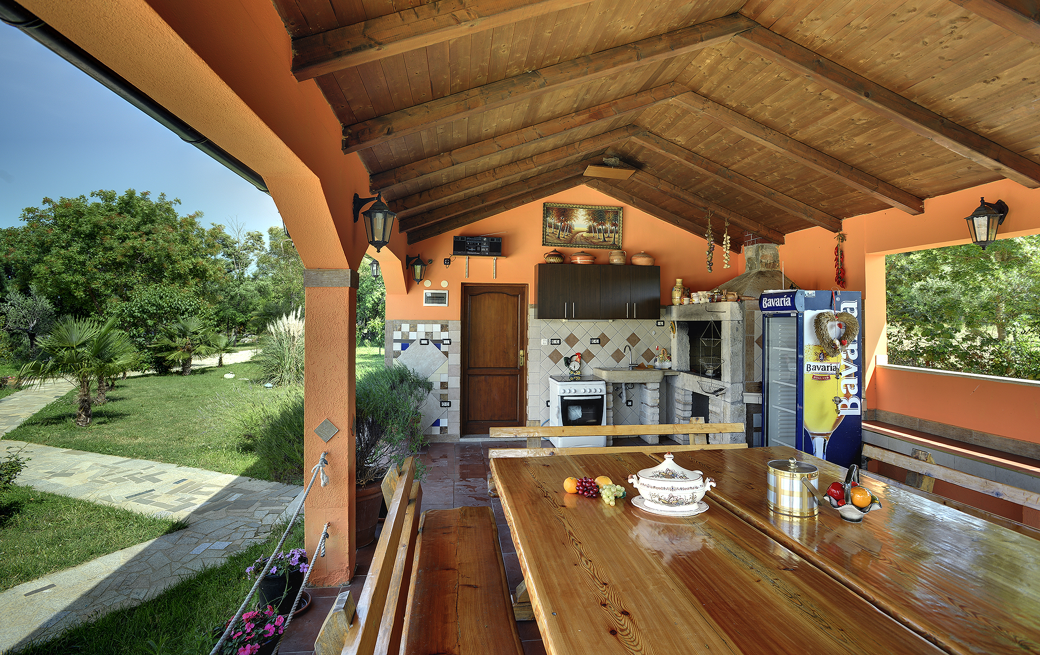 Villa con piscina con idromassaggio, terrazza, palestra e sauna