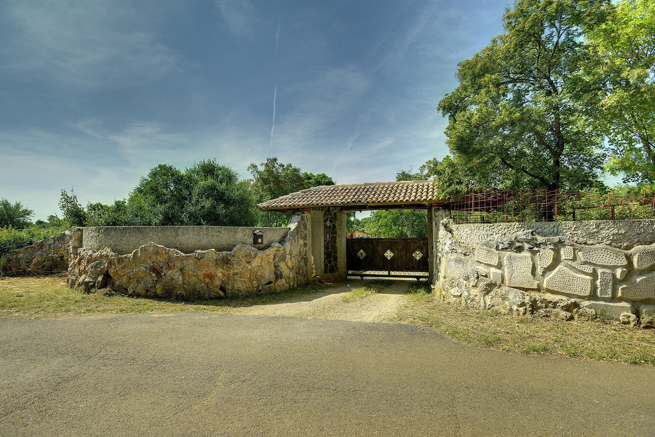 Villa con piscina con idromassaggio, terrazza, palestra e sauna