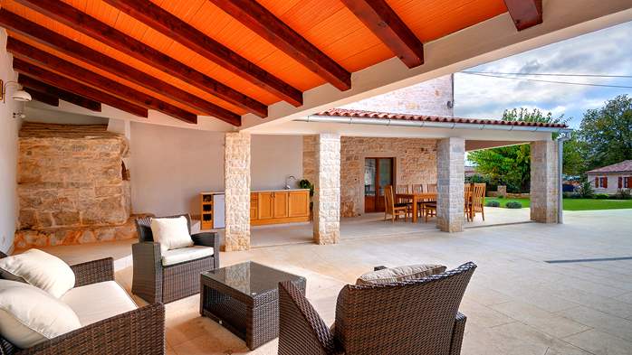 Classy villa with private pool, sauna, sun terrace, Wi-Fi, SAT-TV, 10