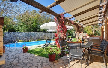 Villa auf 2 Etagen, mit Pool und Terrasse in Zentrales Istrien