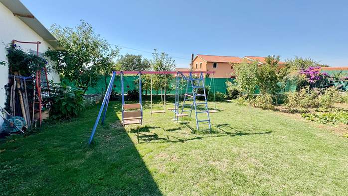 Prekrasna seoska oaza s apartmanima na mirnoj lokaciji u Istri, 44