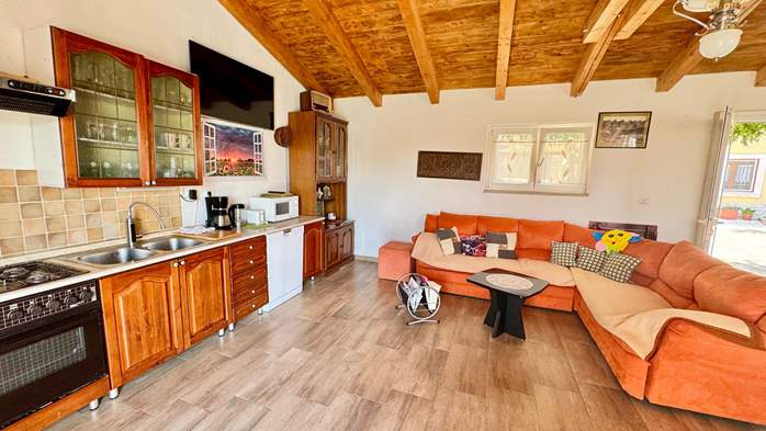 Prekrasna seoska oaza s apartmanima na mirnoj lokaciji u Istri, 31