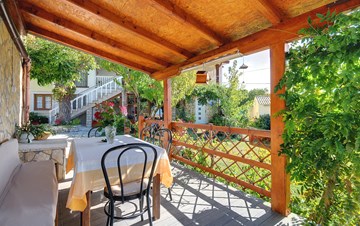 Prekrasna seoska oaza s apartmanima na mirnoj lokaciji u Istri