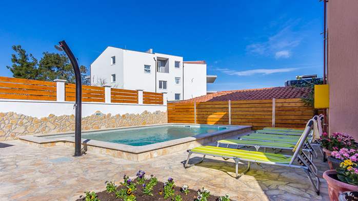 The private house in Ližnjan offers apartments with outdoor pool, 14