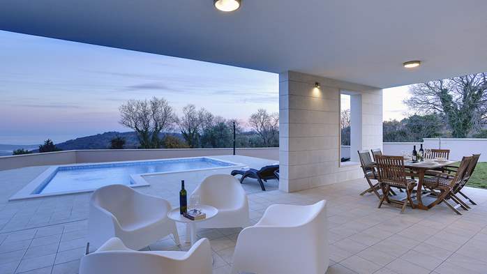 Stunning modern villa, private pool, WiFi, sea view, 16