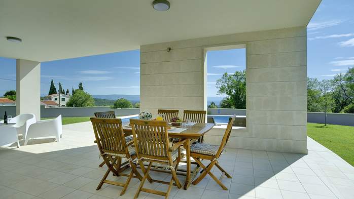 Stunning modern villa, private pool, WiFi, sea view, 8