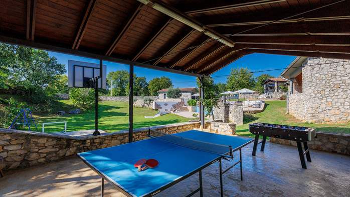 Villa with outdoor and indoor swimming pool, near Labin, 18