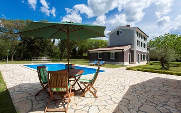 Villa con piscina privata, 6 camere da letto, WiFi, biliardo