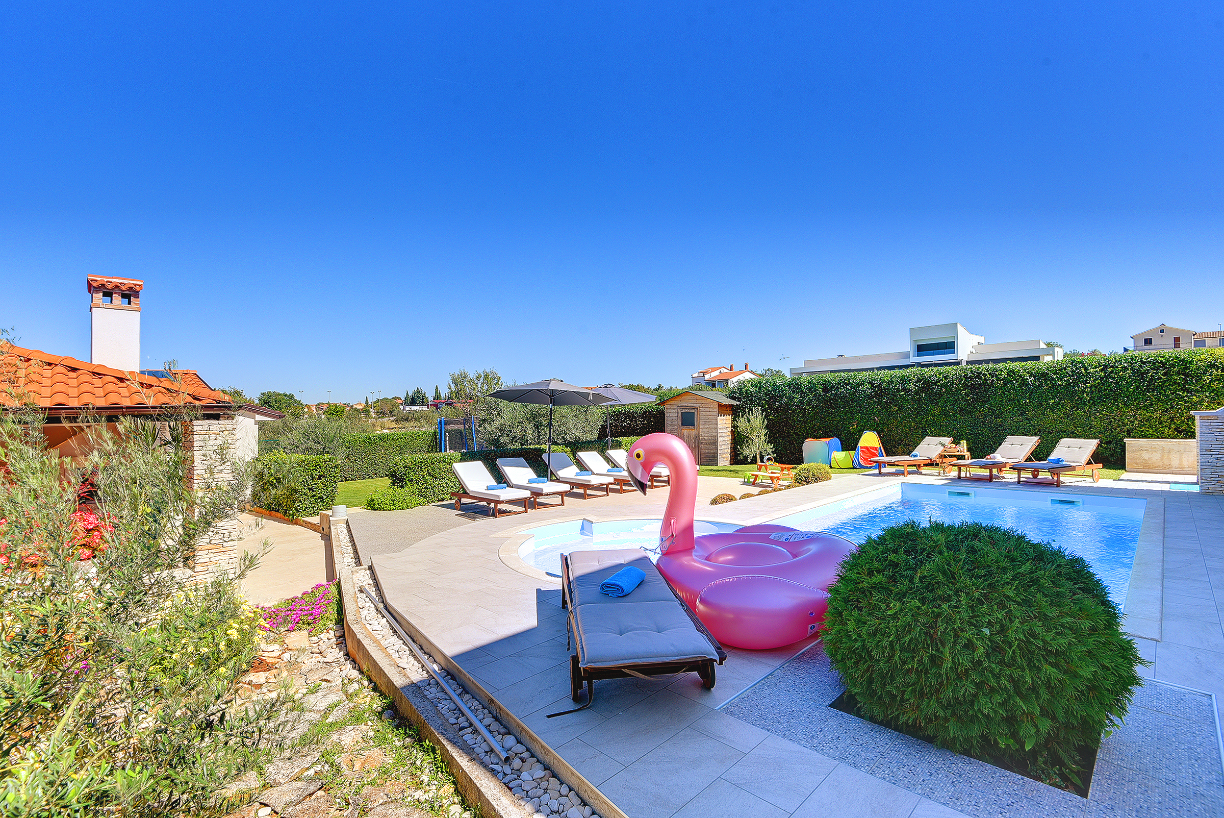 Villa mit privat Pool, Sauna und Fitnessraum