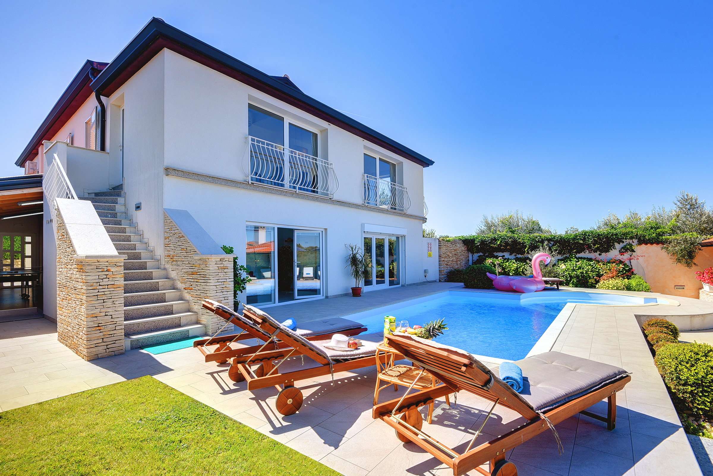 Villa mit privat Pool, Sauna und Fitnessraum