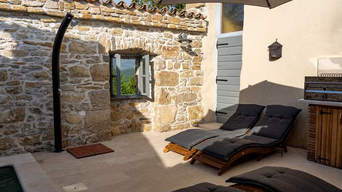 Villa rustica con due camere da letto, piscina, WiFi, BBQ, 11