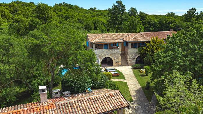 Luxuriös ausgestattete Villa mit Privater Pool neben Žminj, 10