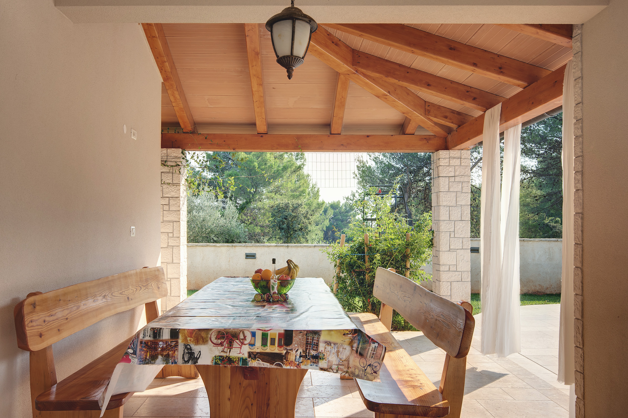 Incantevole villa in pietra a Medulin con piscina e terrazza
