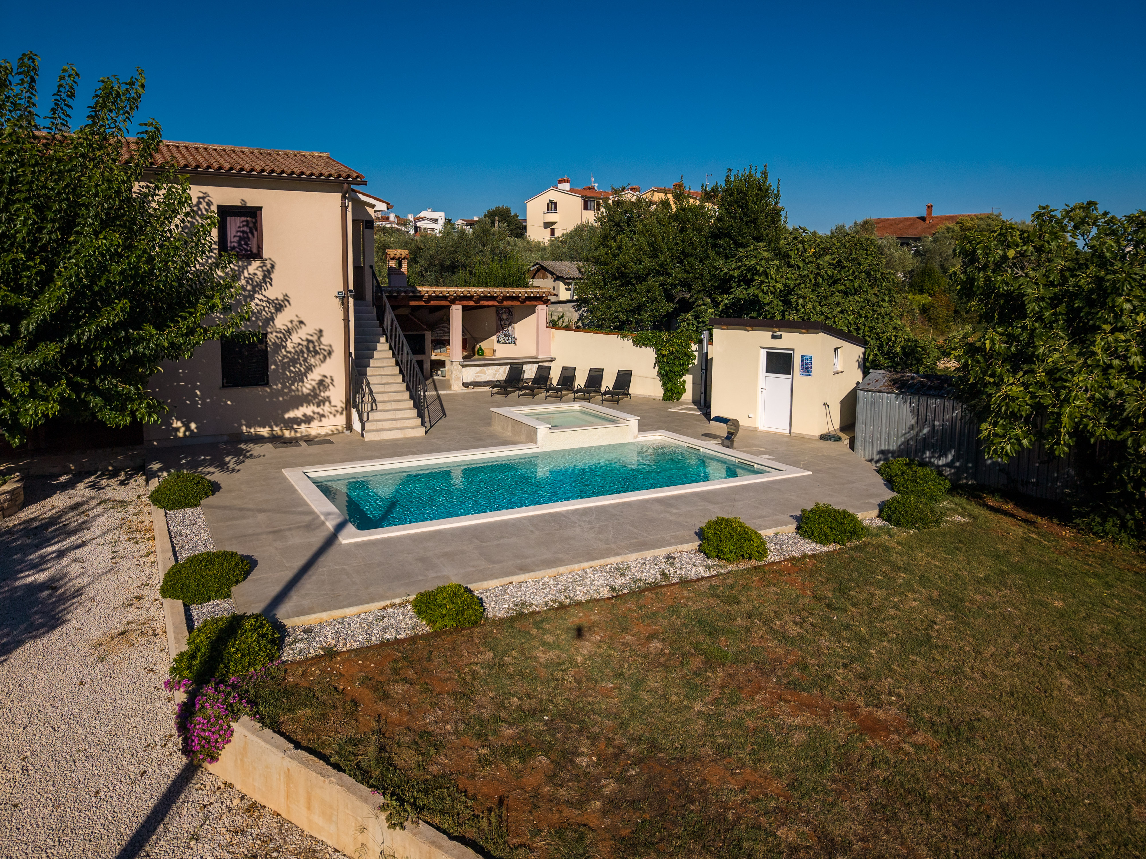 Graciously decorated house in Fažana with private pool