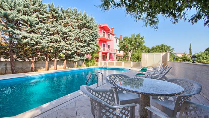 Villa with pool, sun terrace and barbecue in Krnica, 2