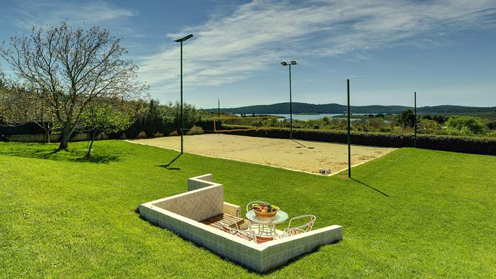 Villa in Pomer, privater Pool mit Whirlpool, Volleyballfeld, 8