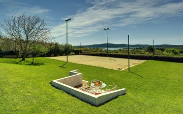 Villa in Pomer, privater Pool mit Whirlpool, Volleyballfeld