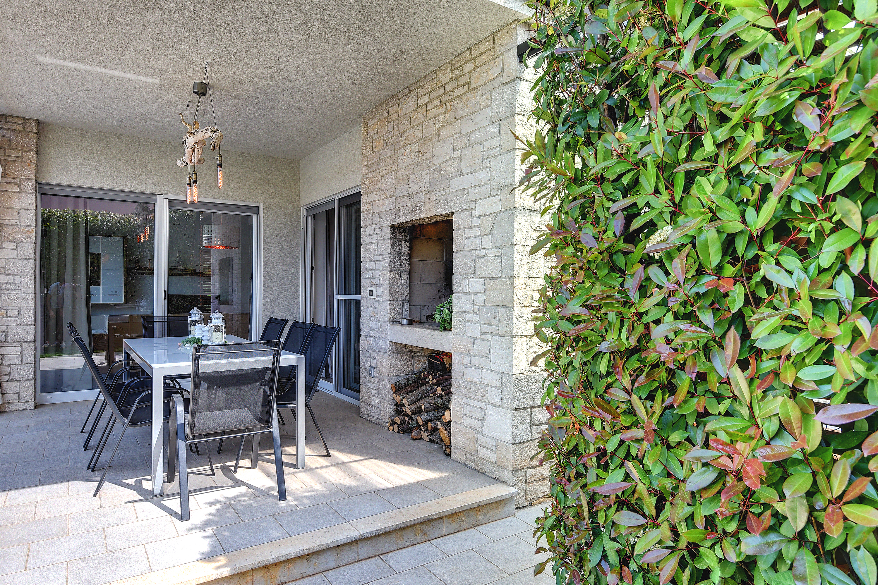 Villa moderna con piscina privata e terrazza vicino a Novigrad