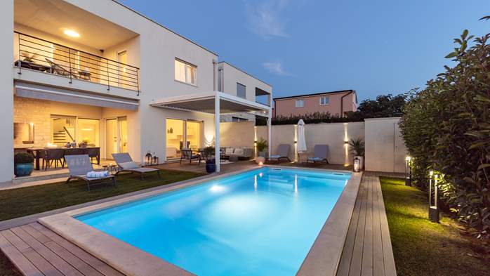 Villa mit Pool, Terrasse, für 6 bis  8 Personen, neben Novigrad, 4